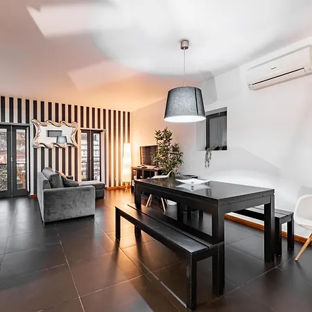 Holiday home Panoramic River View Downtown With Terrace