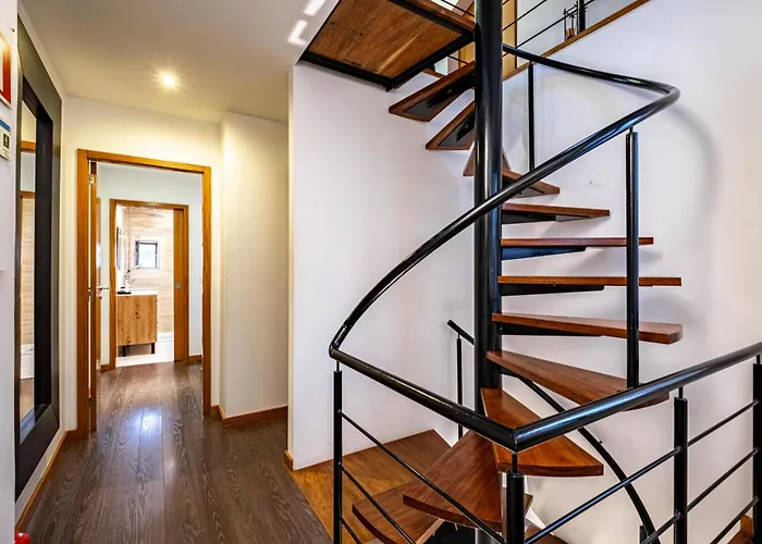 בית נופש Panoramic River View Downtown With Terrace *