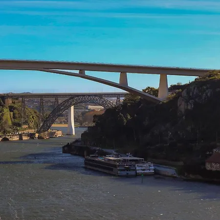 Сasa de vacaciones Panoramic River View Downtown With Terrace Oporto