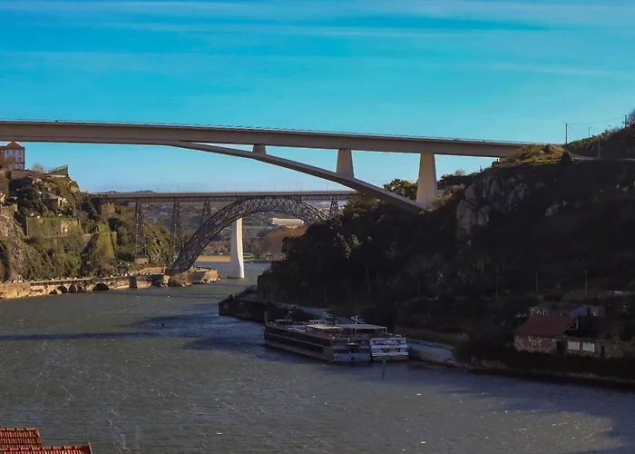 Semesterbostad Panoramic River View Downtown With Terrace Oporto