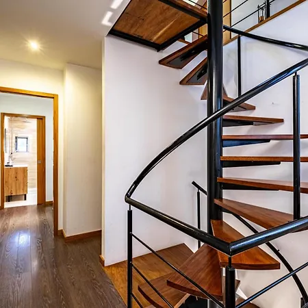 Сasa de vacaciones Panoramic River View Downtown With Terrace *